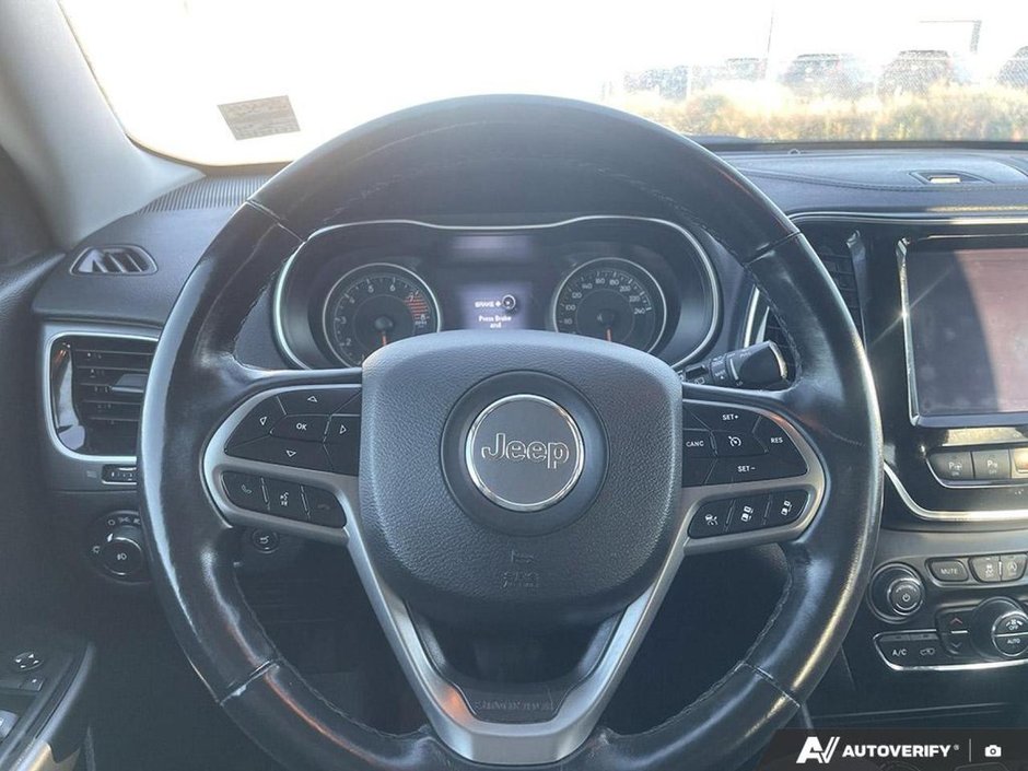 2019 Jeep Cherokee Limited-13