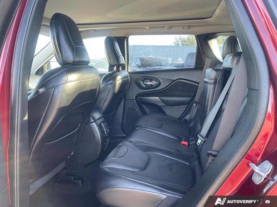 2019 Jeep Cherokee Limited-22