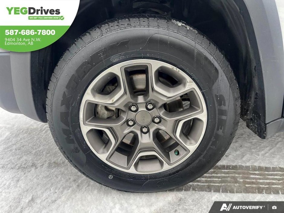 2020 Jeep Cherokee Trailhawk-5