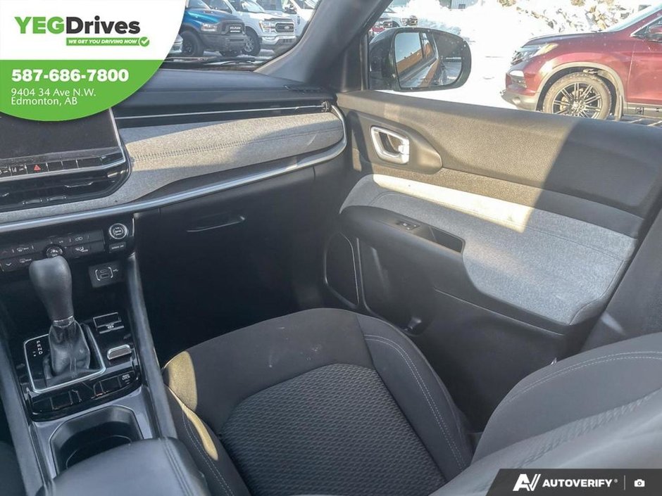 2024 Jeep Compass Sport-24