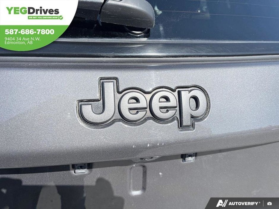 2024 Jeep Compass Trailhawk-8