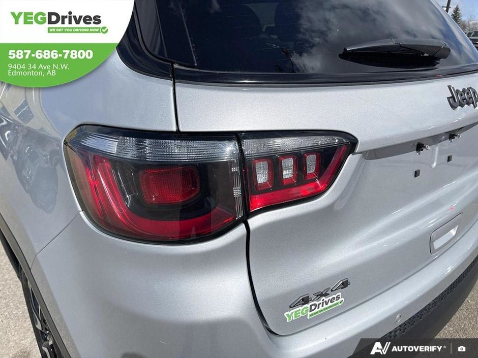 2024 Jeep Compass Trailhawk-10