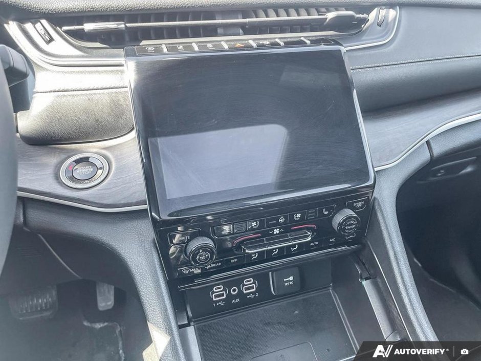 2024 Jeep Grand Cherokee L Limited-18