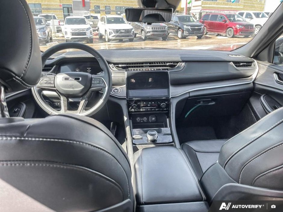 2024 Jeep Grand Cherokee L Limited-23