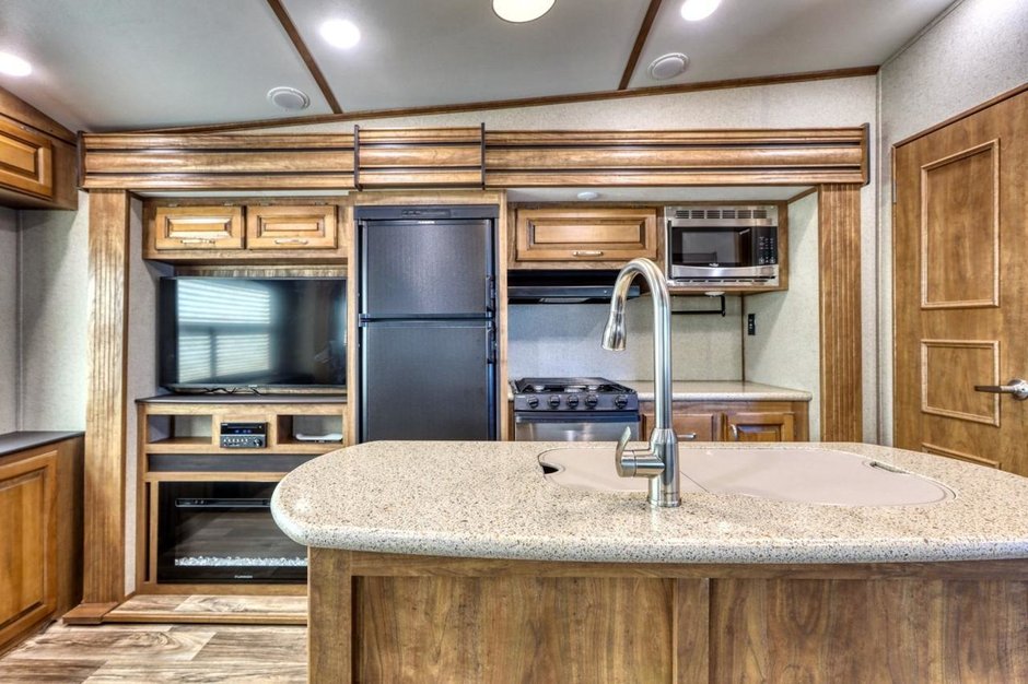 2019 Keystone Super-Lite 296SBH-15