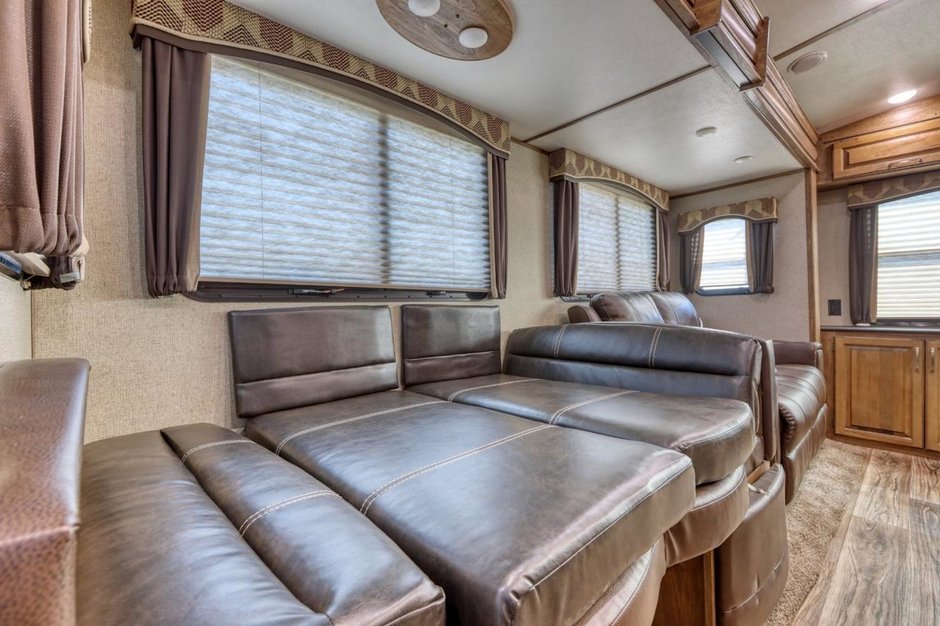 2019 Keystone Super-Lite 296SBH-18