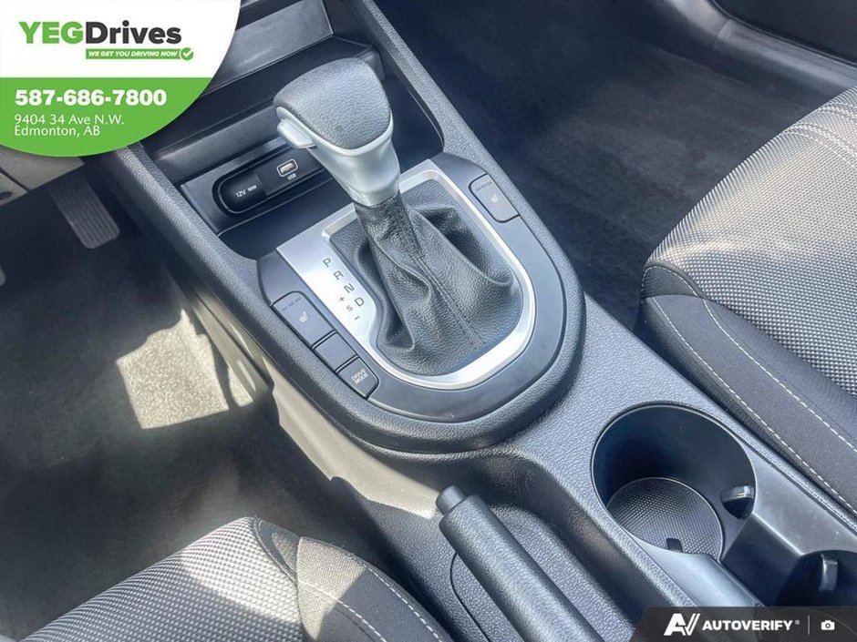 2023 Kia Forte LX-17