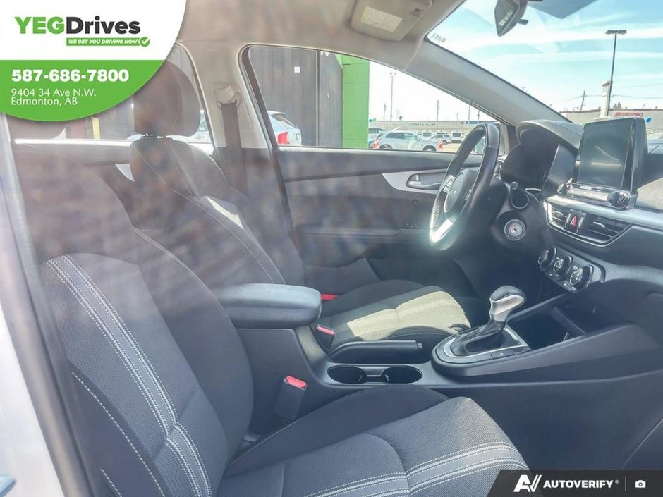 2023 Kia Forte LX-21