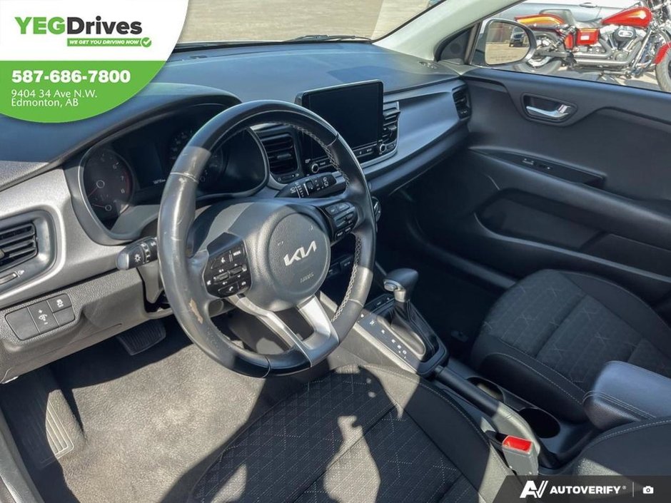 2023 Kia Rio 5-door LX+-12