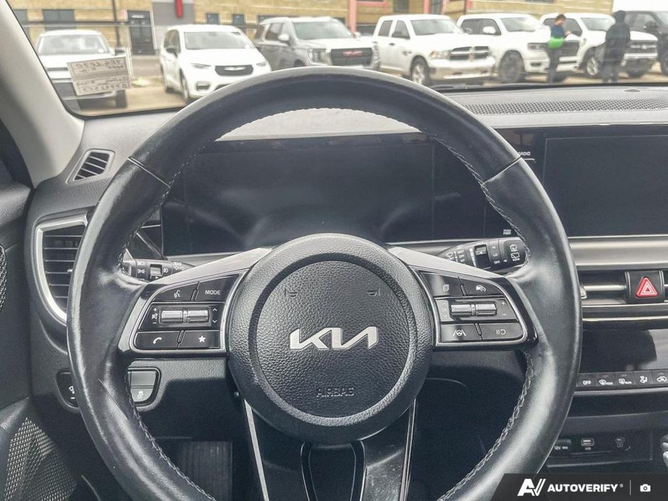 2025 Kia Seltos EX-13