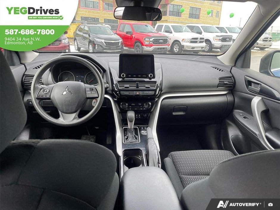 2024 Mitsubishi ECLIPSE CROSS ES-24