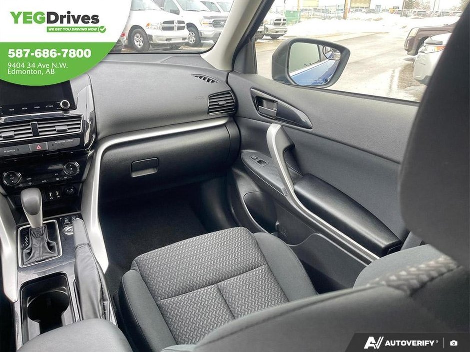 2024 Mitsubishi ECLIPSE CROSS ES-23