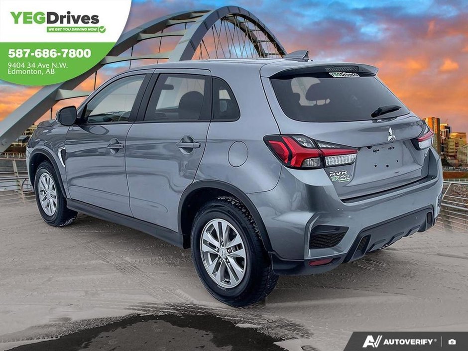 2024 Mitsubishi RVR SE-3