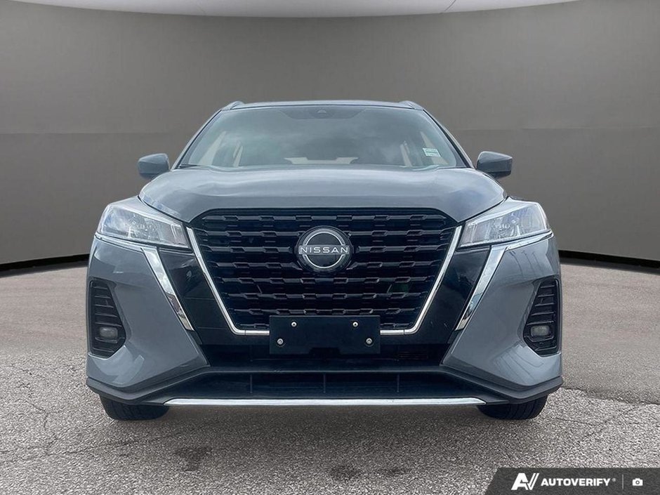 2025 Nissan Kicks Play SV-1