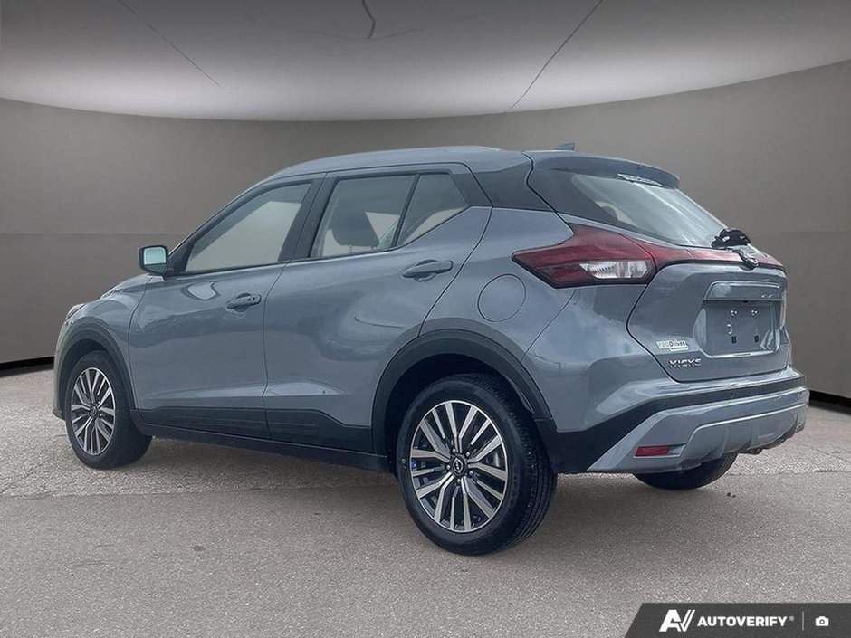 2025 Nissan Kicks Play SV-3