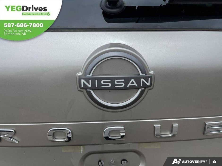 2023 Nissan Rogue SV Moonroof-8