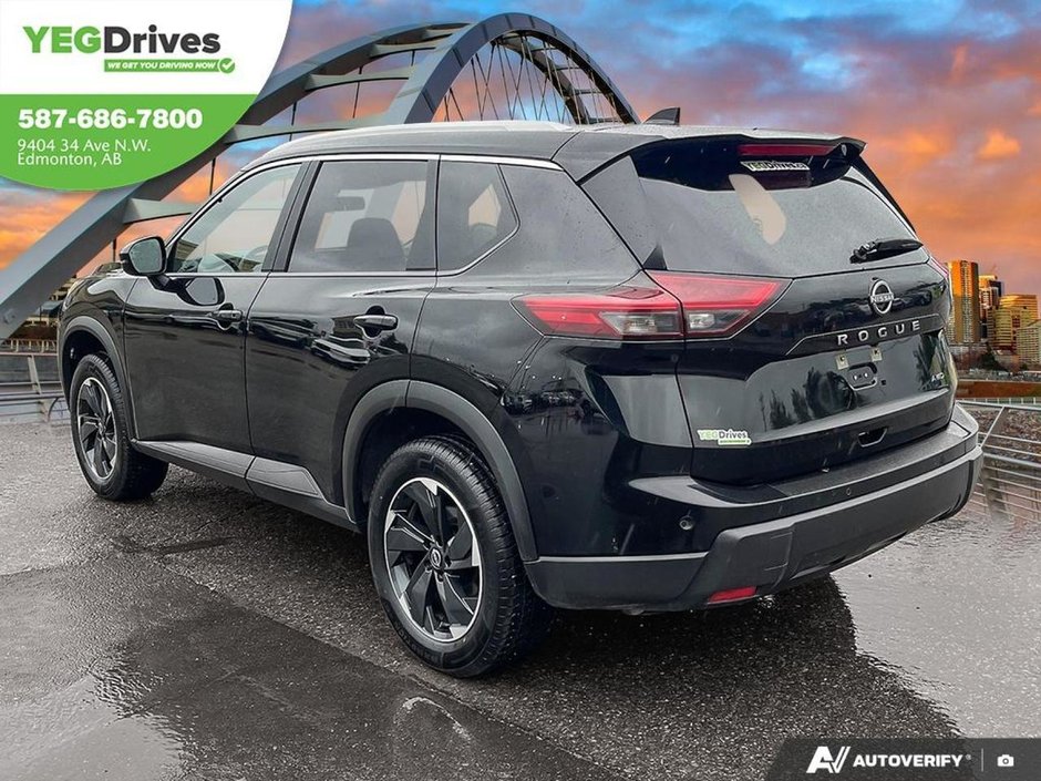 2025 Nissan Rogue SV Moonroof-3