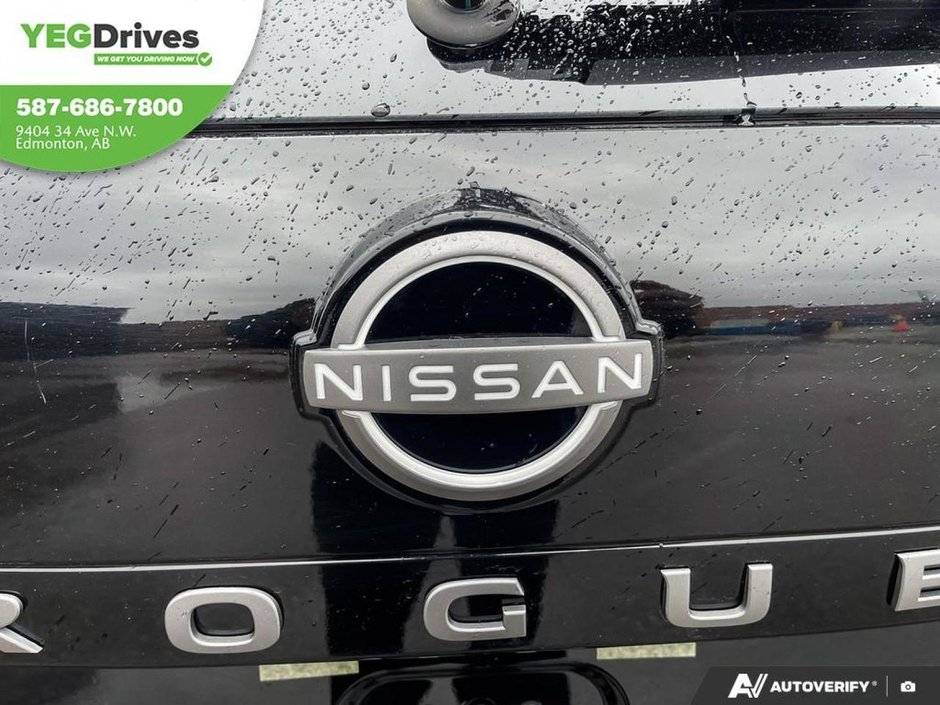 2025 Nissan Rogue SV Moonroof-8