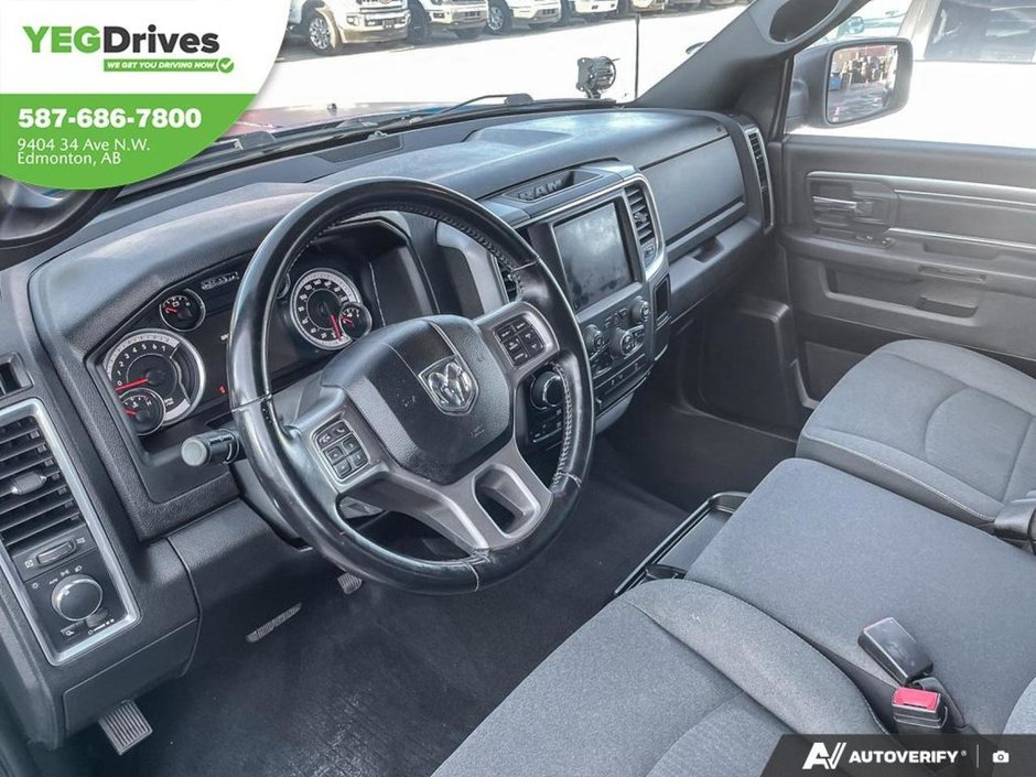 2021 Ram 1500 Classic Warlock-12