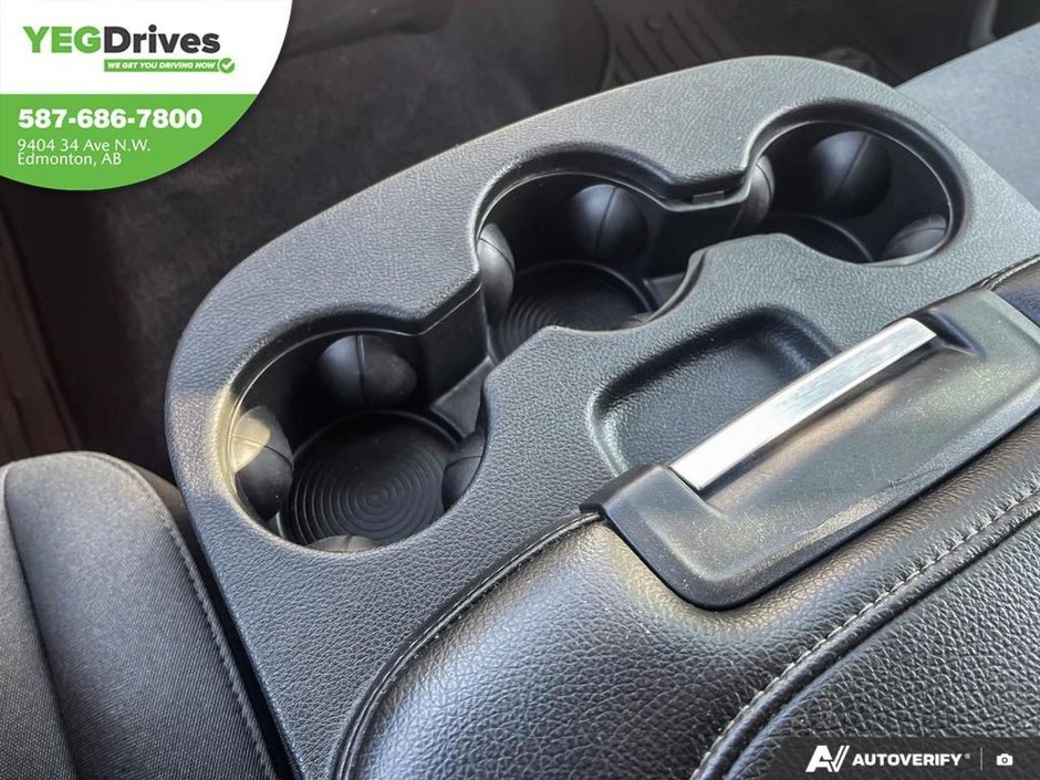 2022 Ram 1500 Classic SLT-17