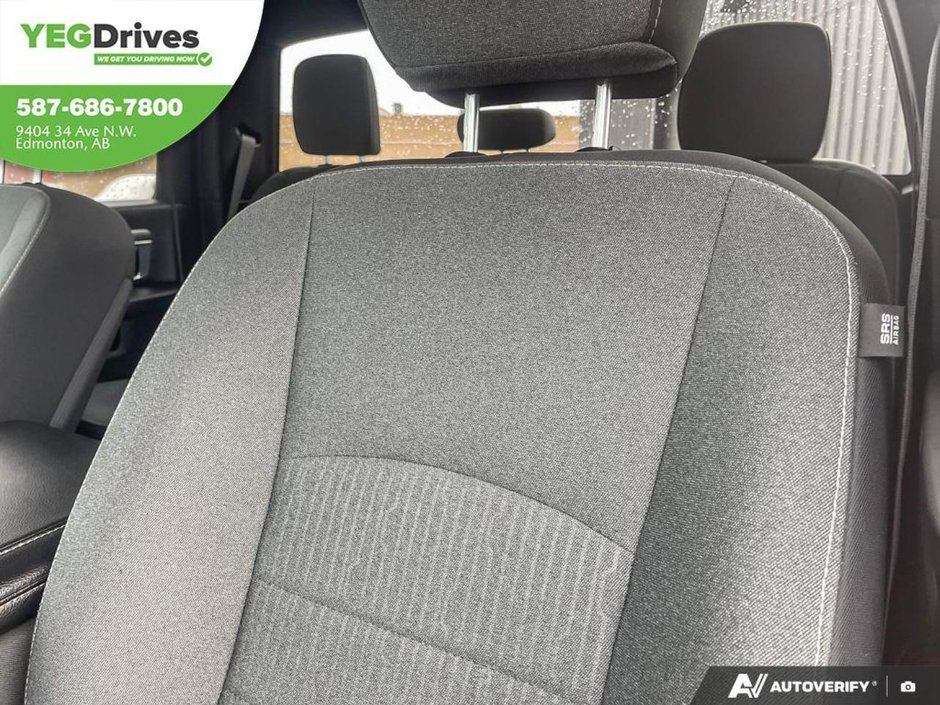 2022 Ram 1500 Classic Warlock-19