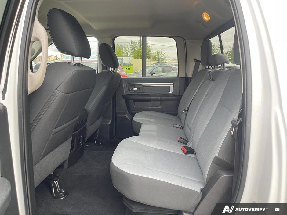 2022 Ram 1500 Classic SLT-22