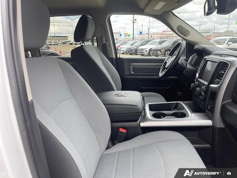 2022 Ram 1500 Classic SLT-21