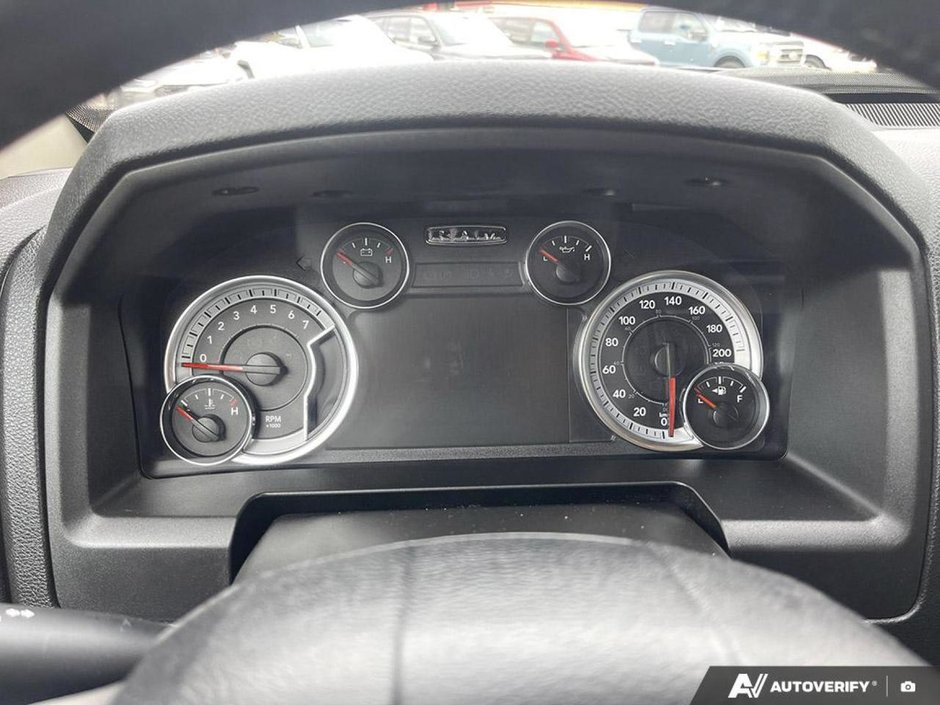 2022 Ram 1500 Classic SLT-14