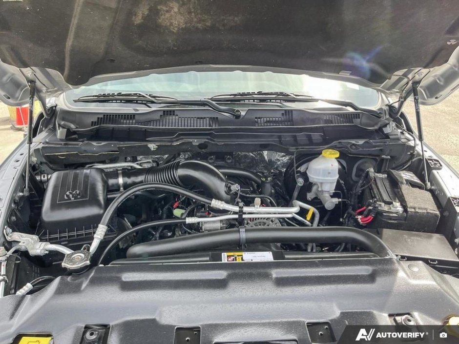 2023 Ram 1500 Classic SLT-9