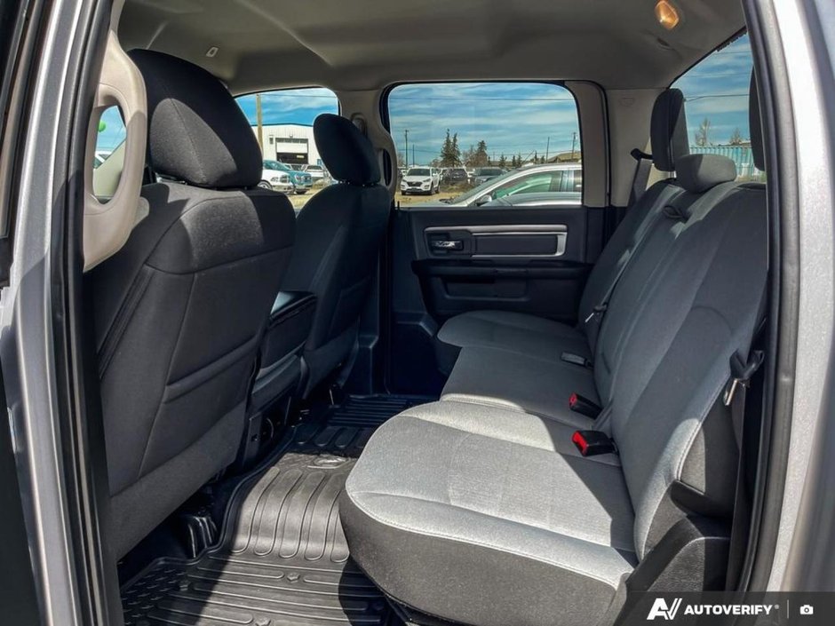 2023 Ram 1500 Classic SLT-22