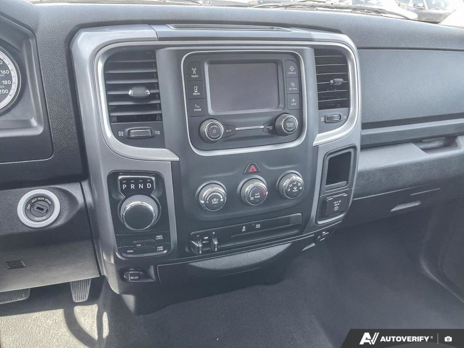 2023 Ram 1500 Classic SLT-18