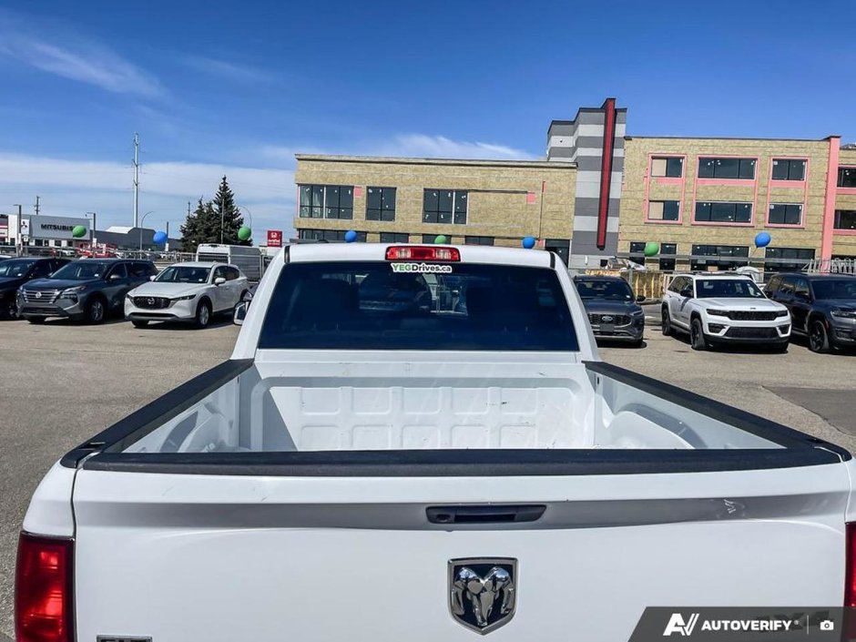 2023 Ram 1500 Classic SLT-11