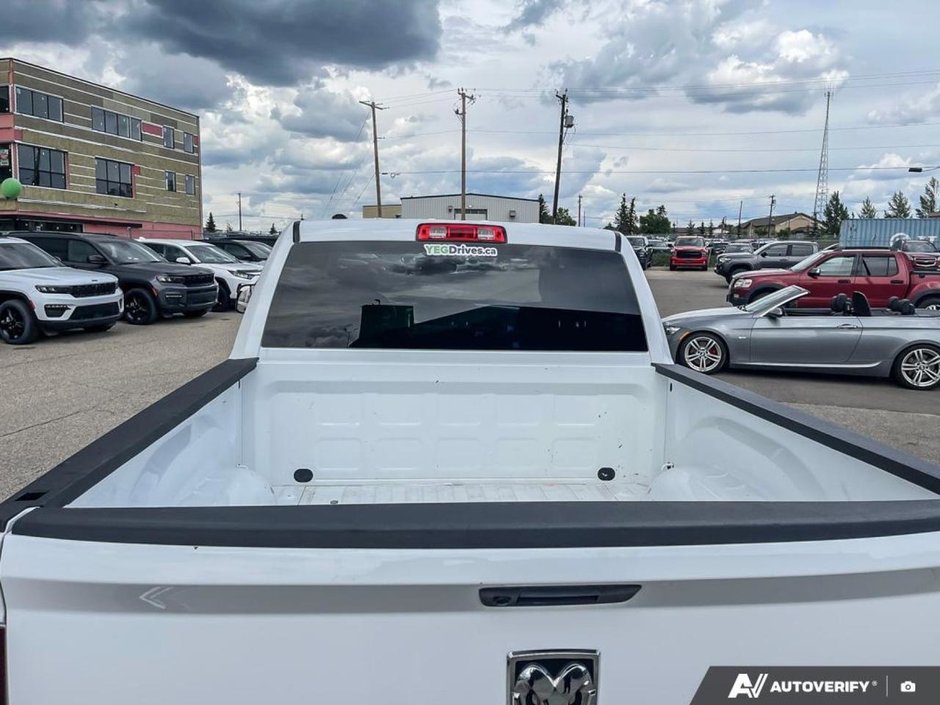 2023 Ram 1500 Classic SLT-11