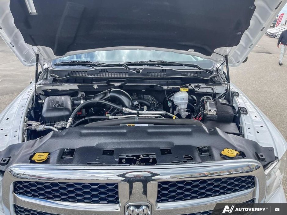 2023 Ram 1500 Classic SLT-9
