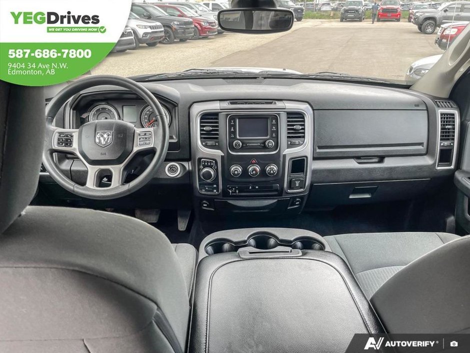 2023 Ram 1500 Classic SLT-23