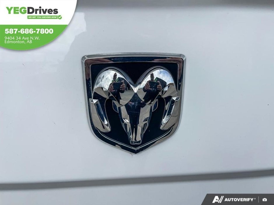 2023 Ram 1500 Classic SLT-8