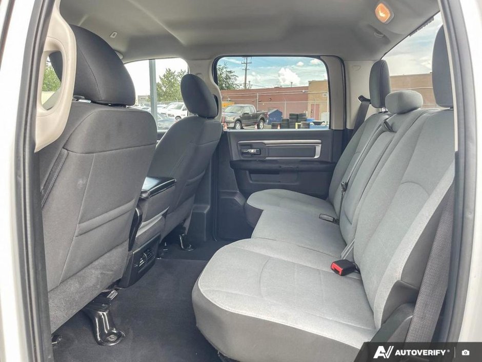 2023 Ram 1500 Classic SLT-22