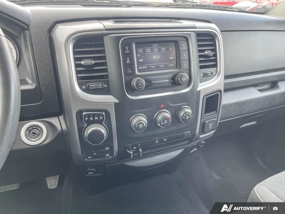 2023 Ram 1500 Classic SLT-18