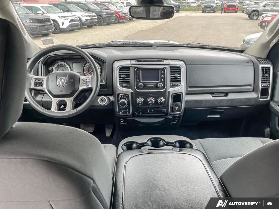 2023 Ram 1500 Classic SLT-23