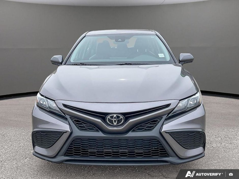 2024 Toyota CAMRY SE-1