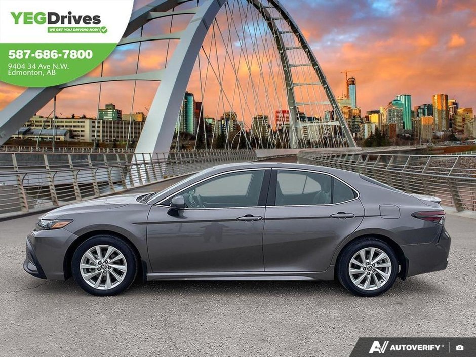 2024 Toyota CAMRY SE-2