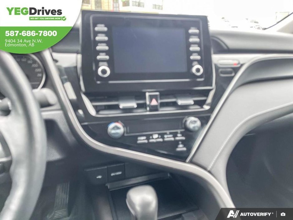 2024 Toyota CAMRY SE-18