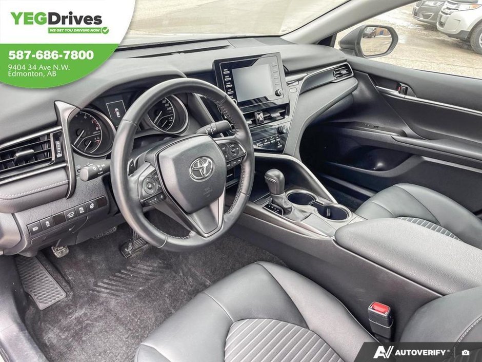 2024 Toyota CAMRY SE-12