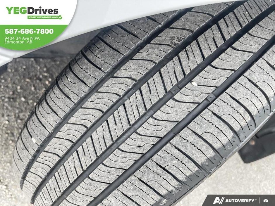 2024 Toyota CAMRY SE-6