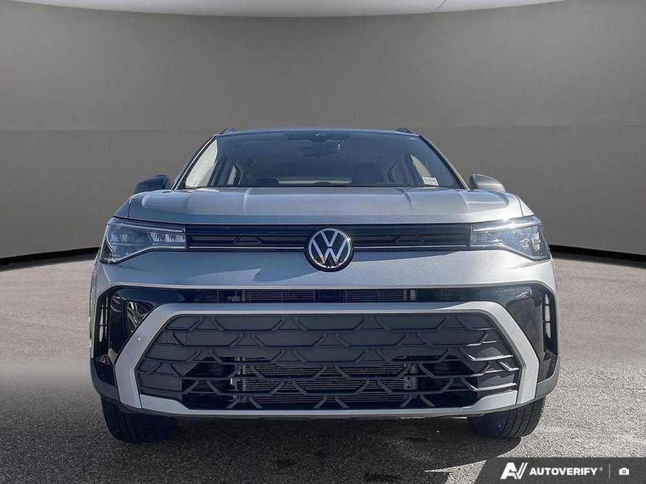 2025 Volkswagen Taos Trendline-1