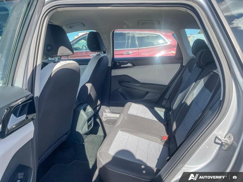 2025 Volkswagen Taos Trendline-22