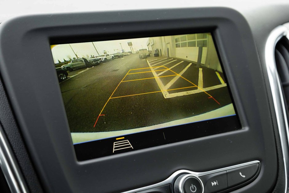 2019 Chevrolet Equinox LS-13