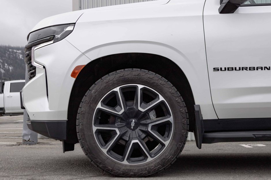 2021 Chevrolet Suburban RST-6