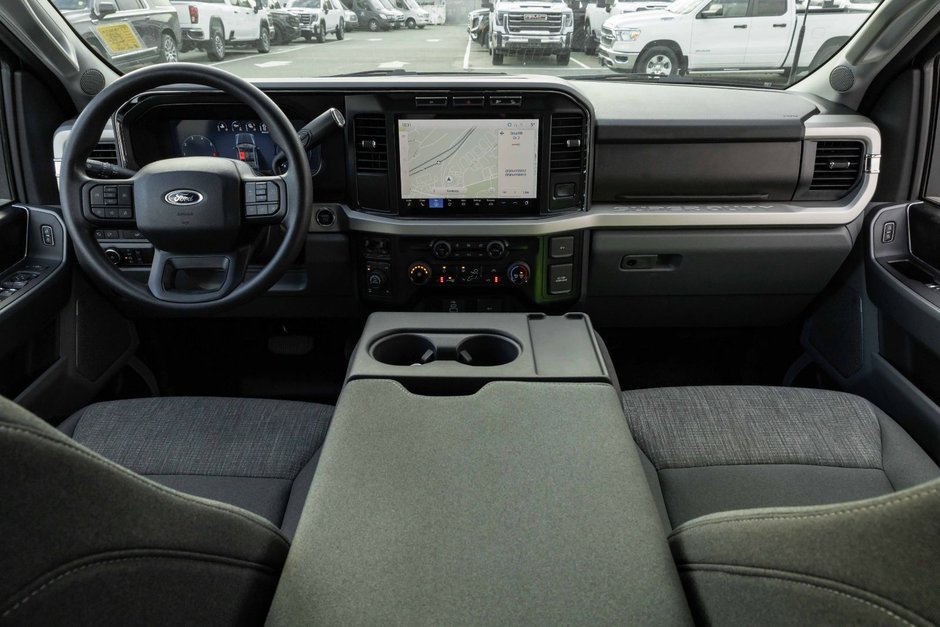 2024 Ford Super Duty F-350 SRW XL-15