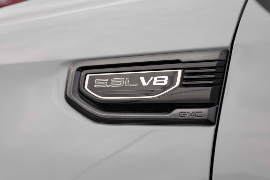 2021 GMC Sierra 1500 AT4-8